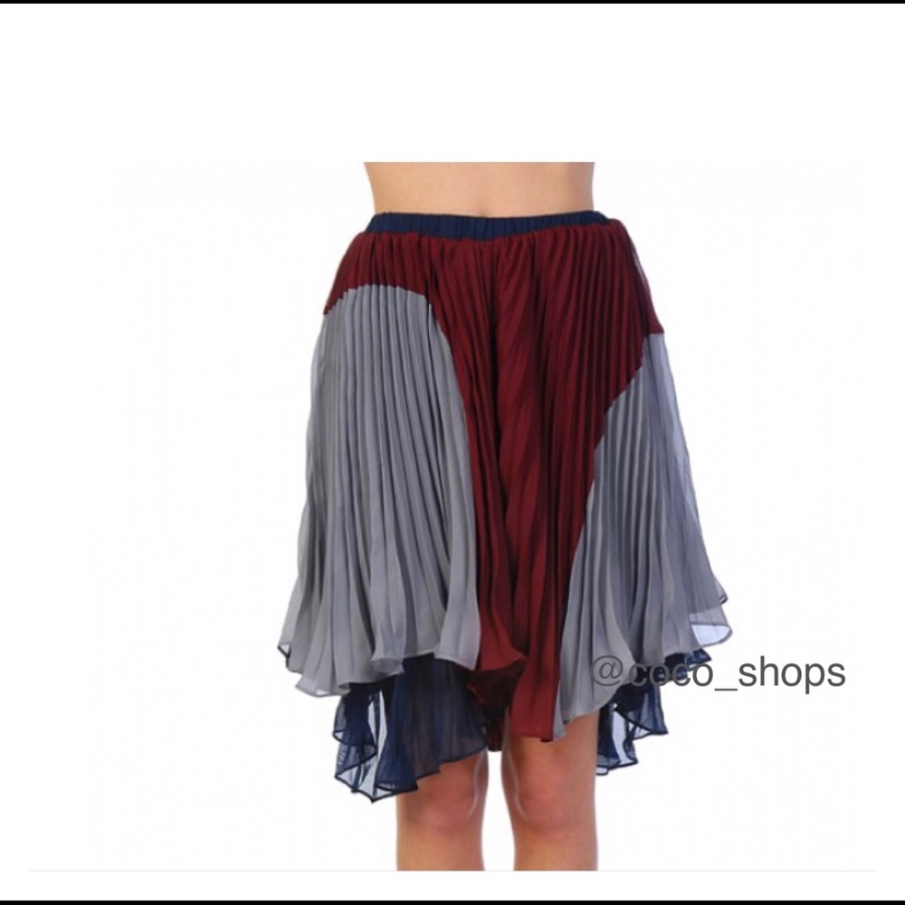 Final Sale New Burgundy/ Gray Skirt By Ryu
